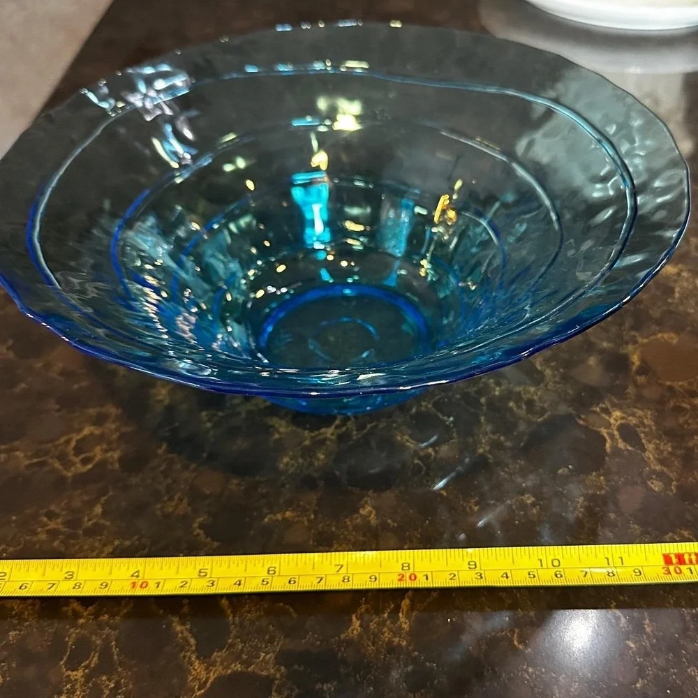 Turquoise Blue Glass Decorative Bowl Wavy Rim Textured Centerpiece 11.5 Inch